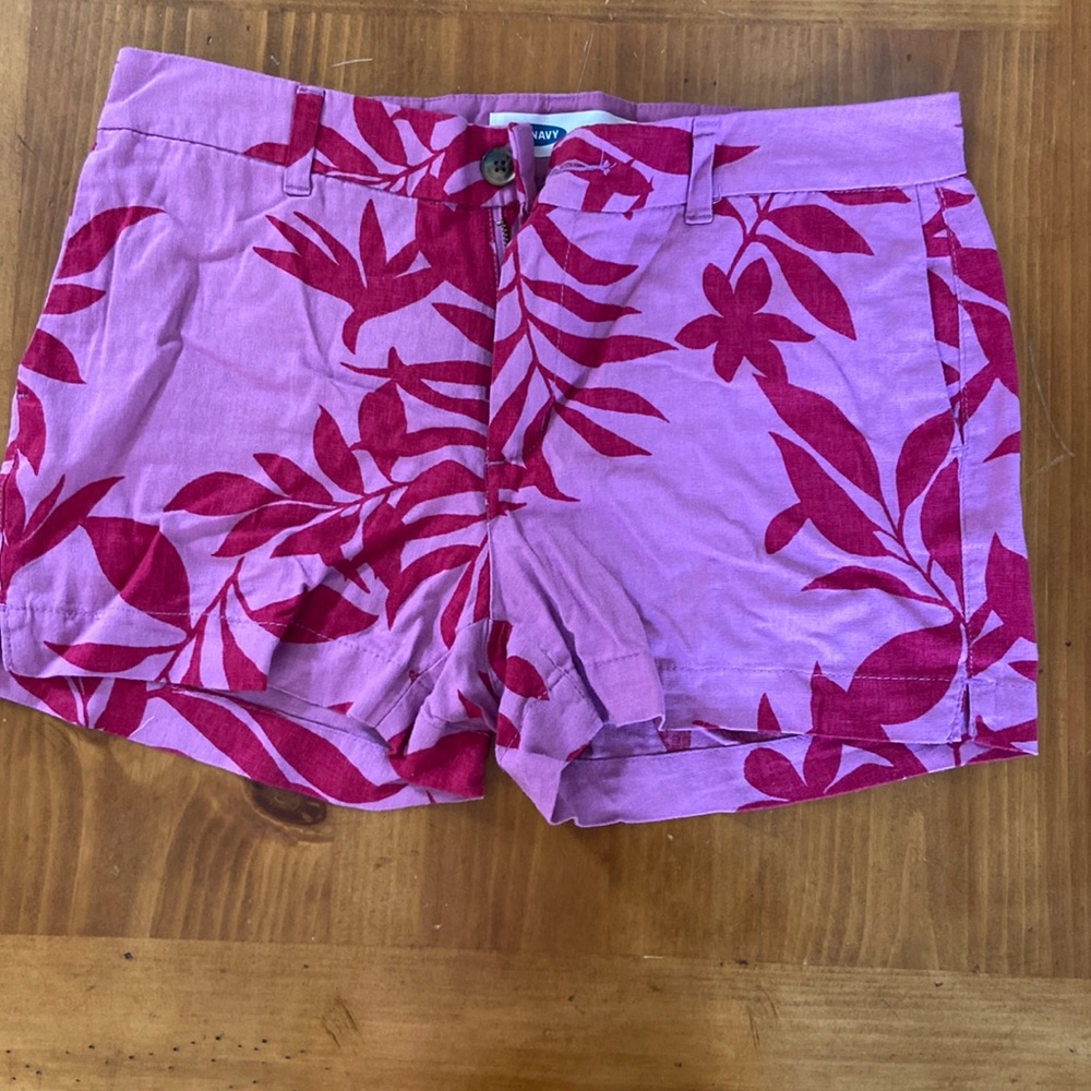 Linen shorts, size 8